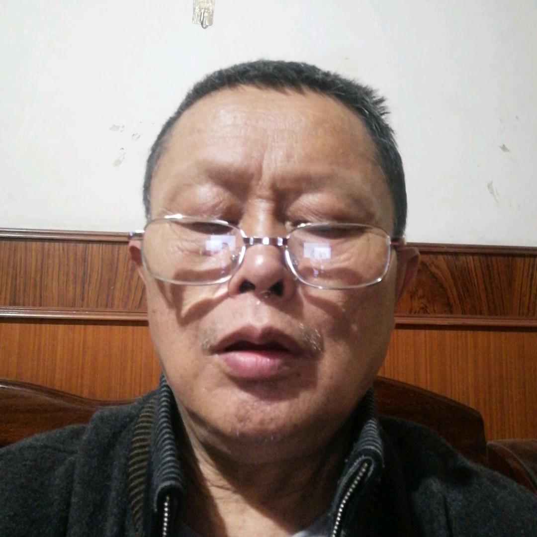 張纲翼：：（回族）