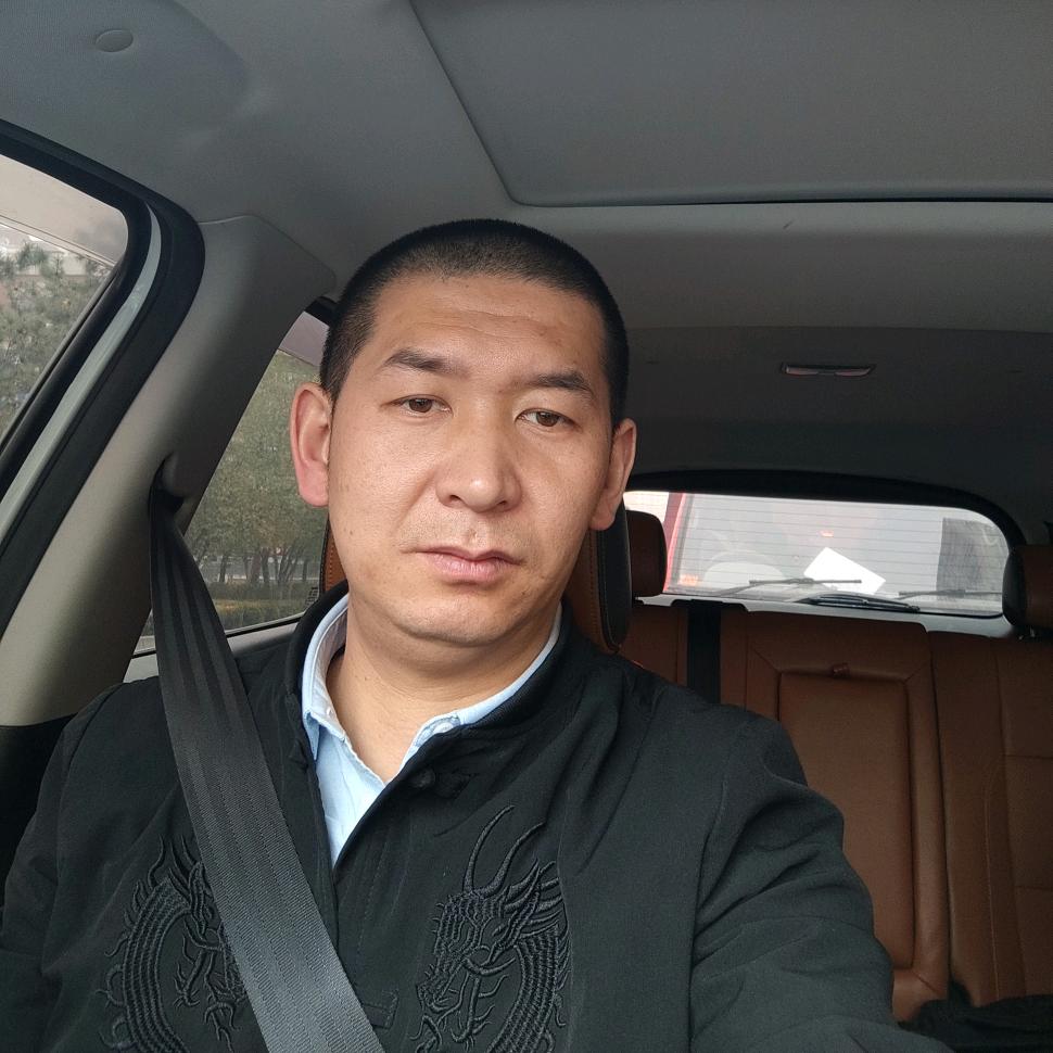 青海佰典装饰的祁大大