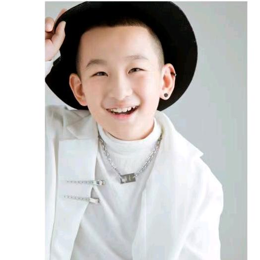 噼里啪啦叽里呱啦✨