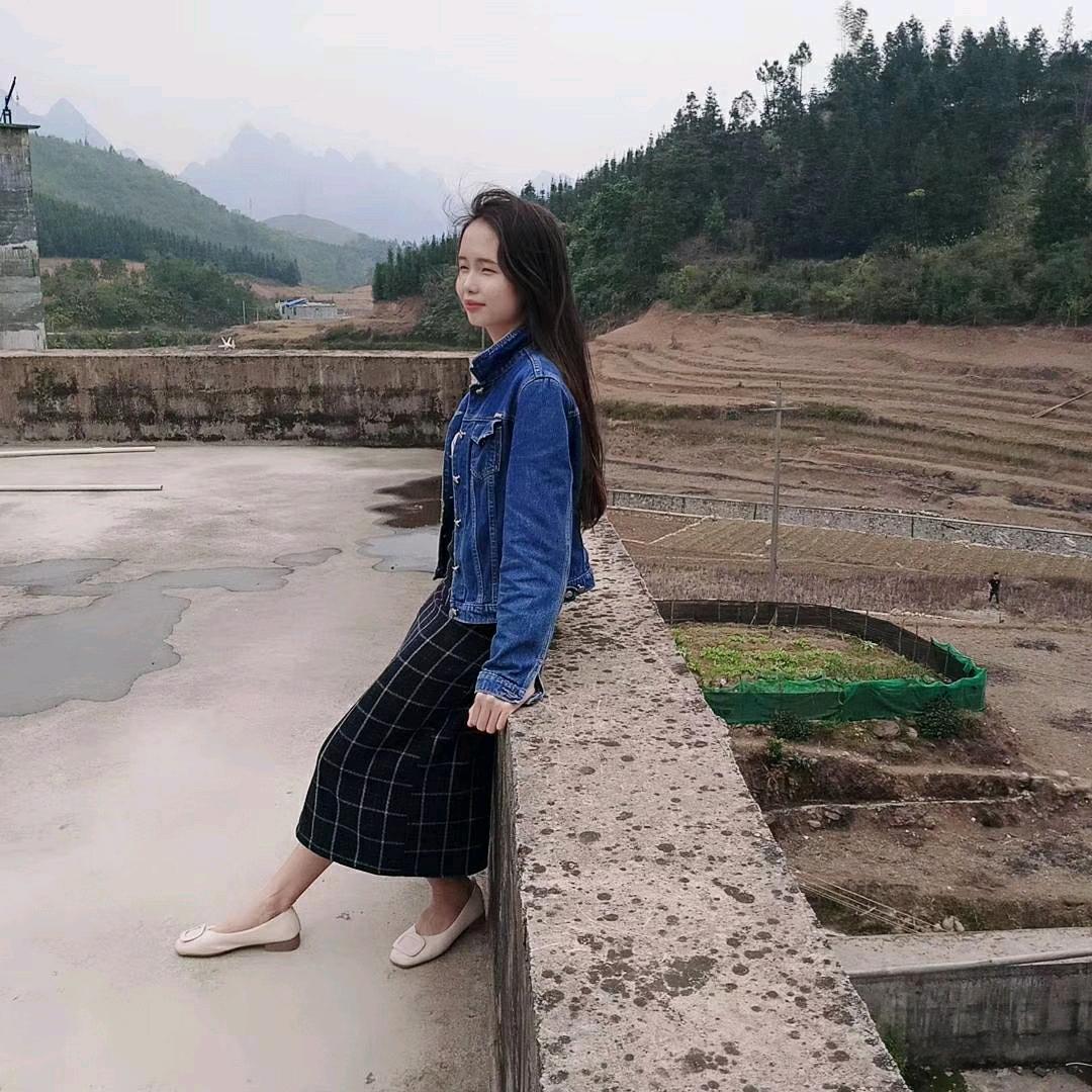 小琳。