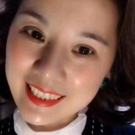 你们看我这4个女儿漂亮不