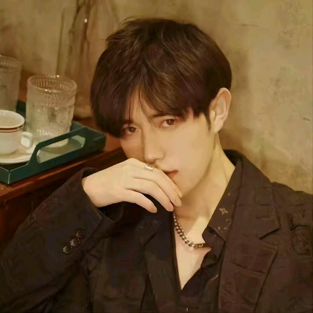 小开(江北第一深) 早晚发财 旅行中