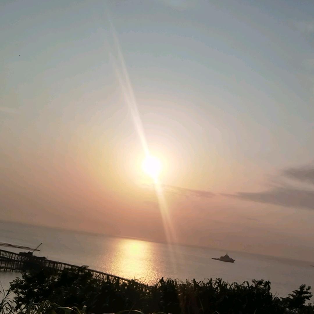 橙橙柚柚的爷爷