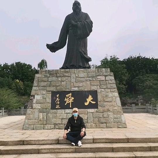 哈雷👑