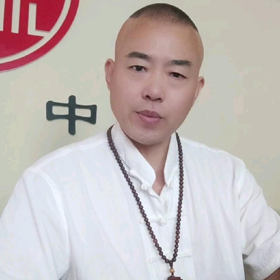 风中的眼泪