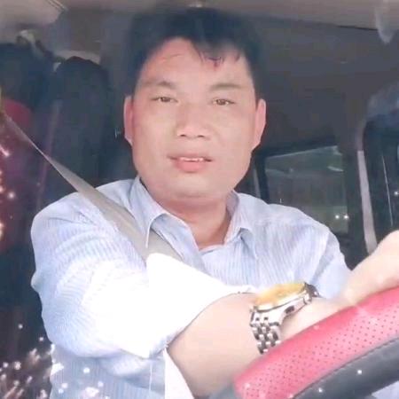 春❤️哥❤️🐍