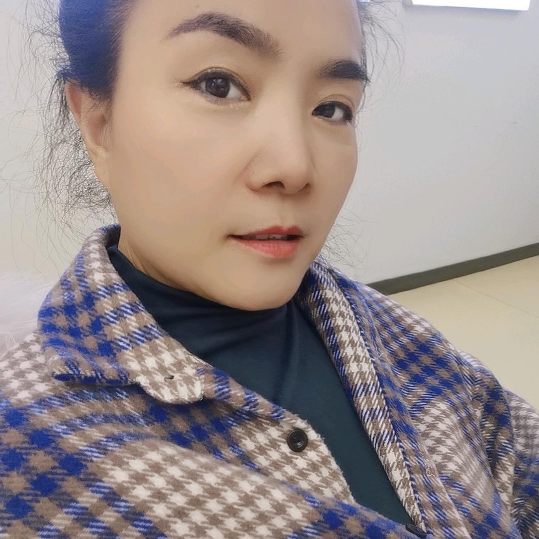 健康快乐，冯嘉慧