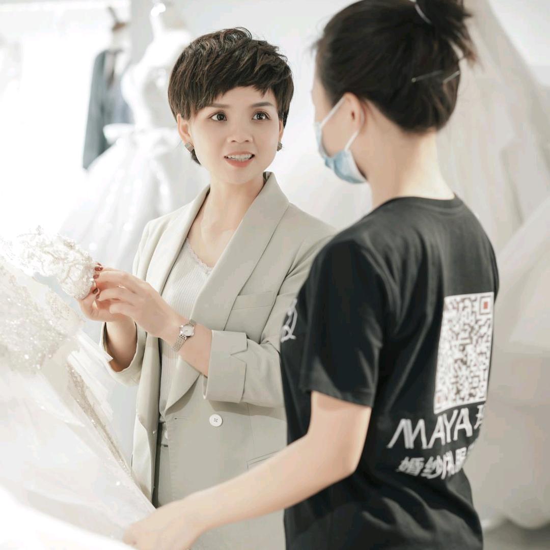 广元玛雅婚纱礼服馆