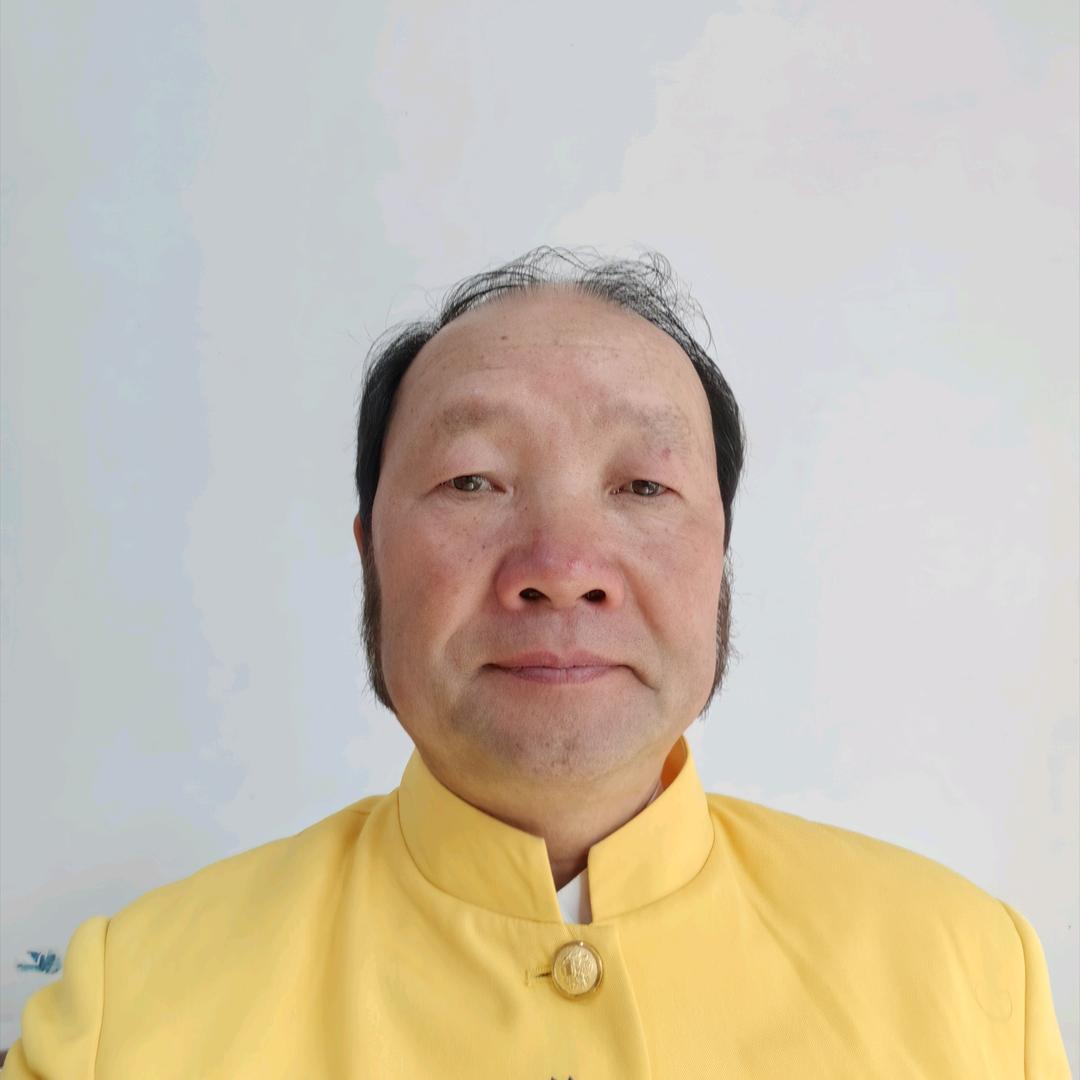 陆炳燚