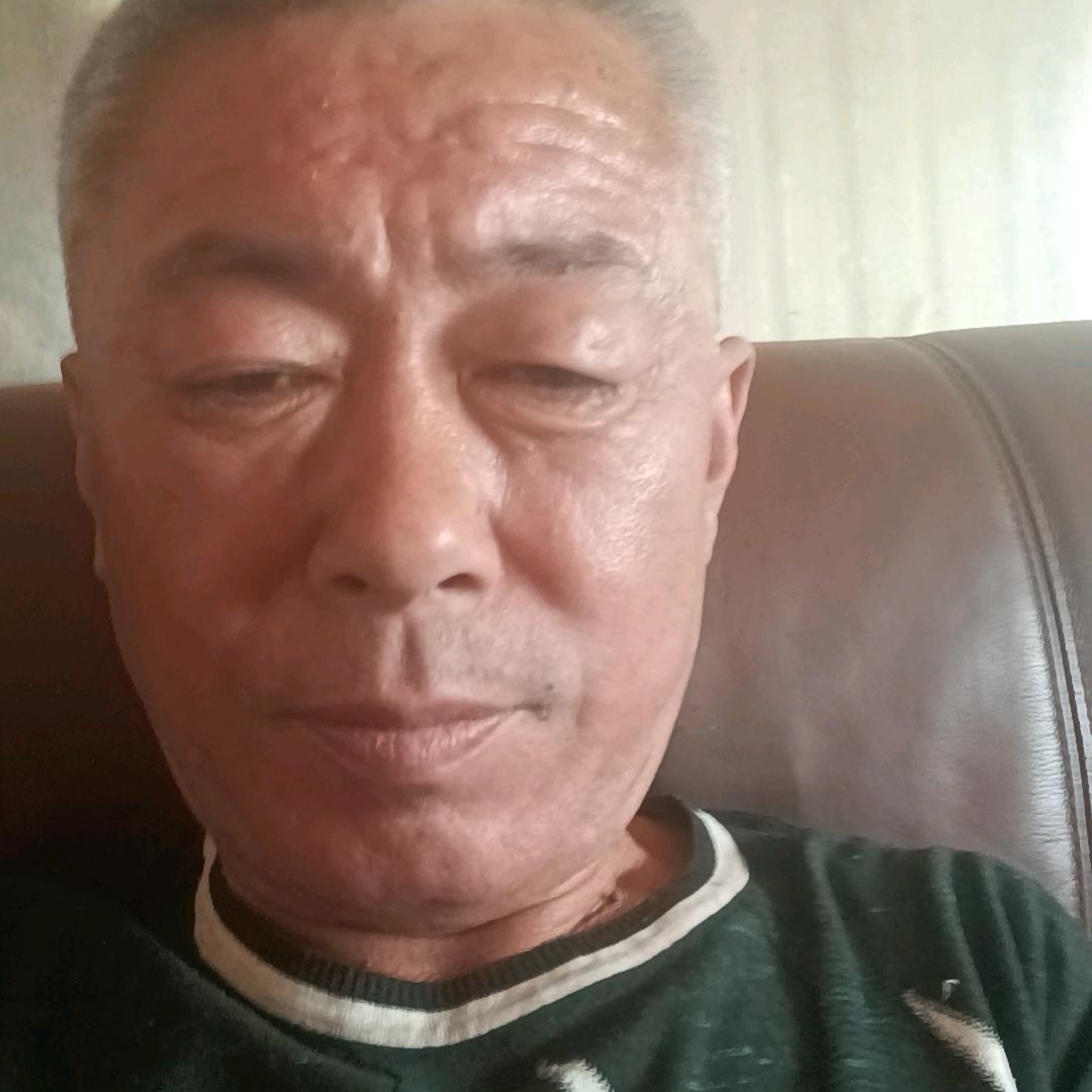 初希强