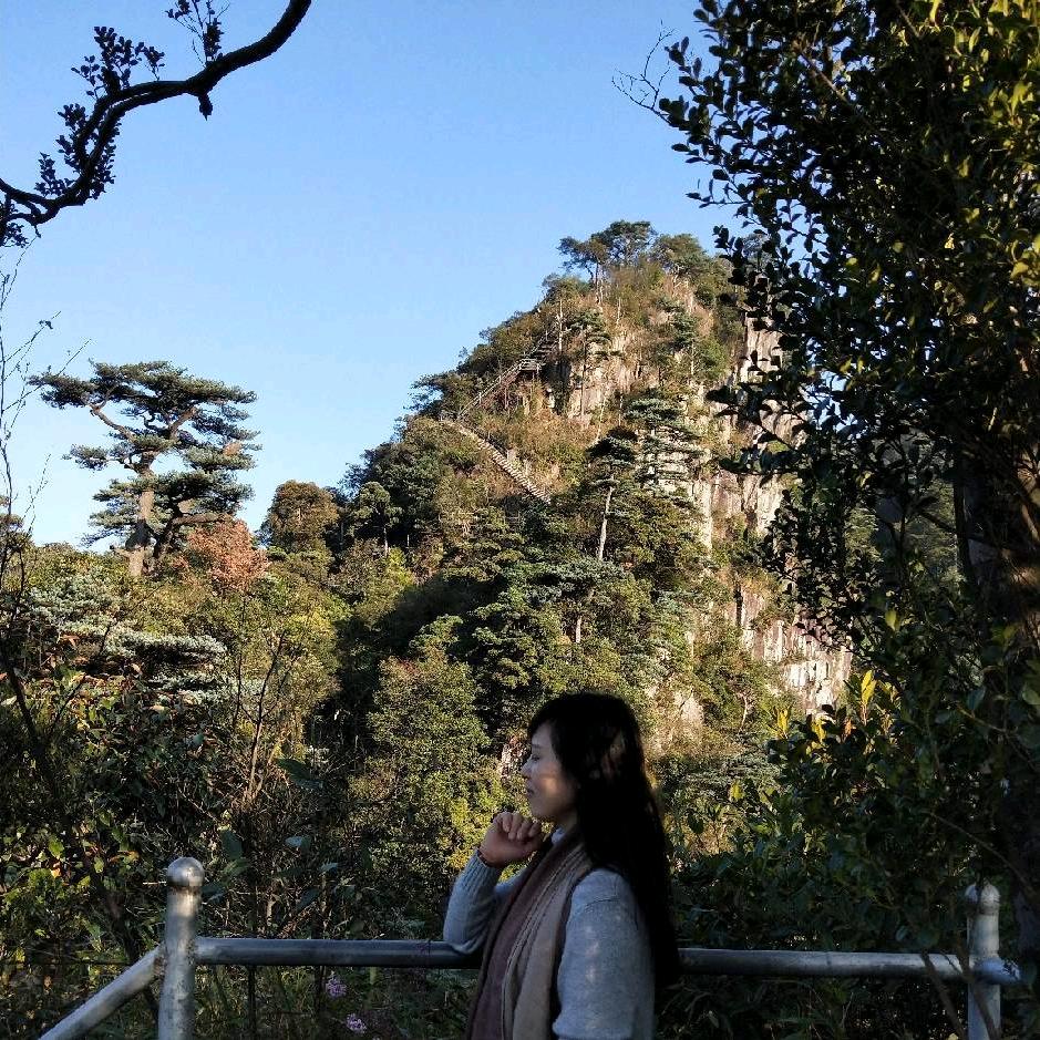 @云朵
