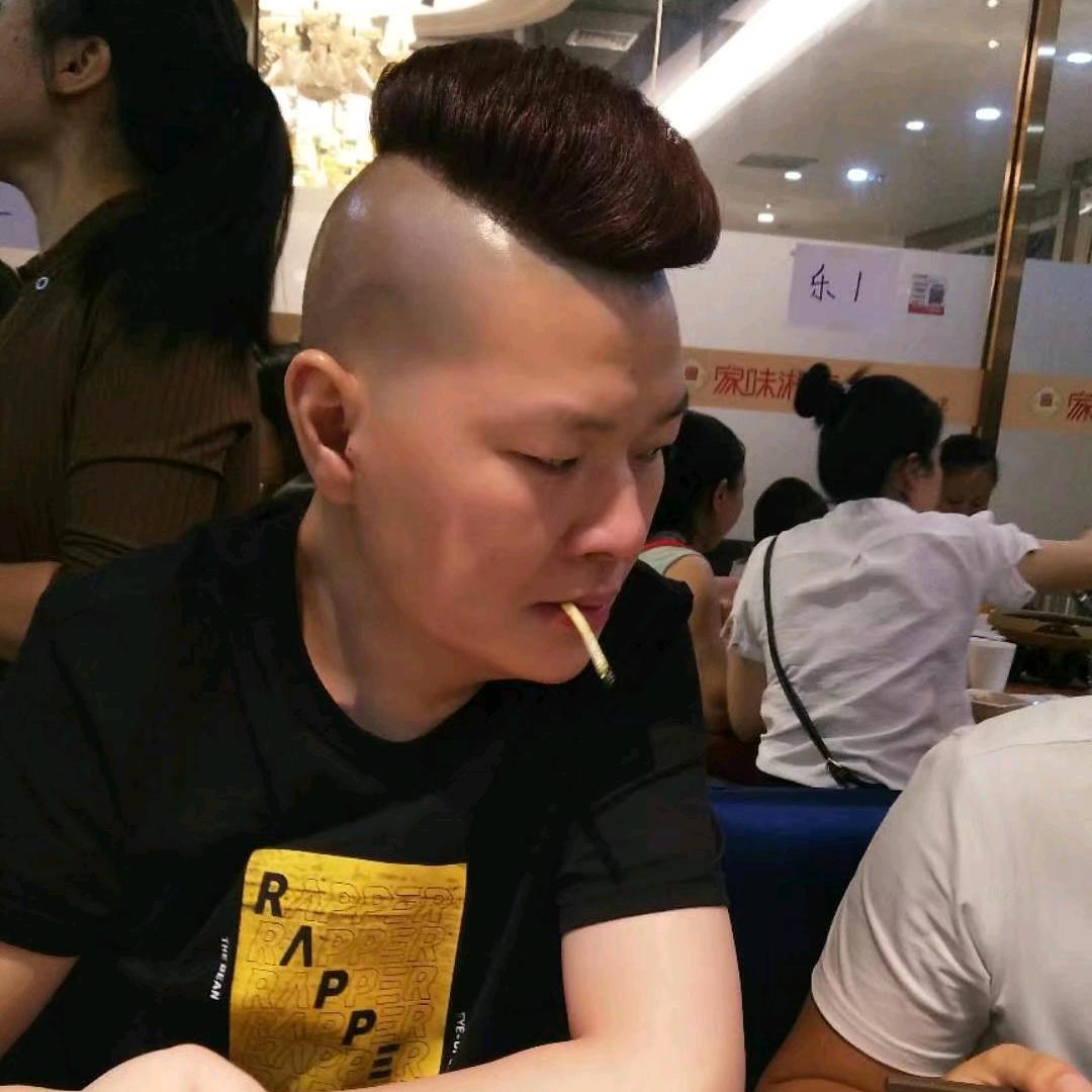 卍辉卍
