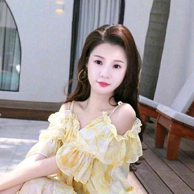 小 鱼 儿