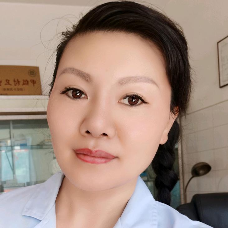 美人鱼（峨眉山户外领队陪爬）