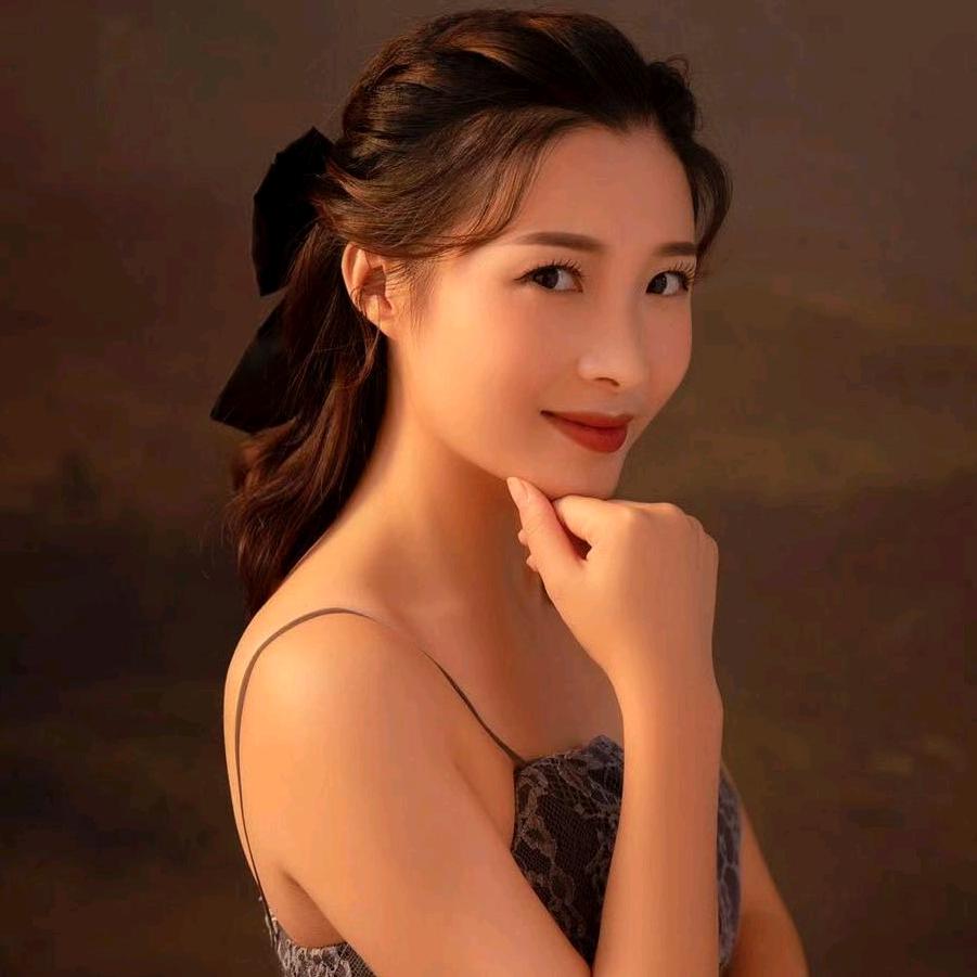 新之源工程机械惠姐