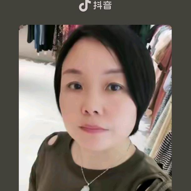 子语茜妍服饰～颍上完美名品