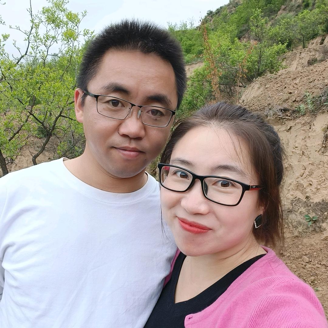 谢谢苗苗（备孕中） 每天早上9:30直播