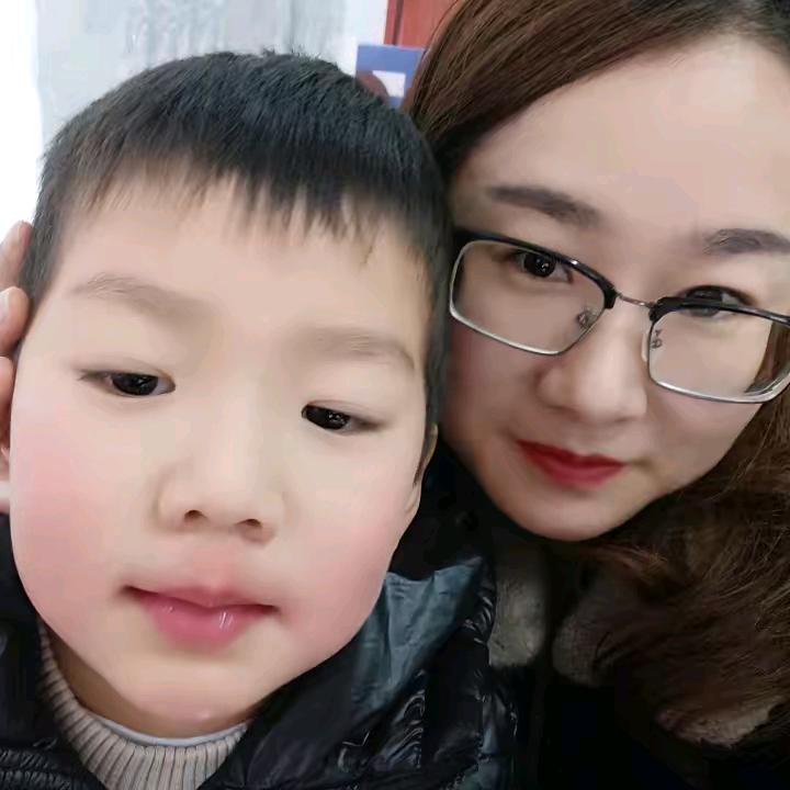 那姑娘有点拽