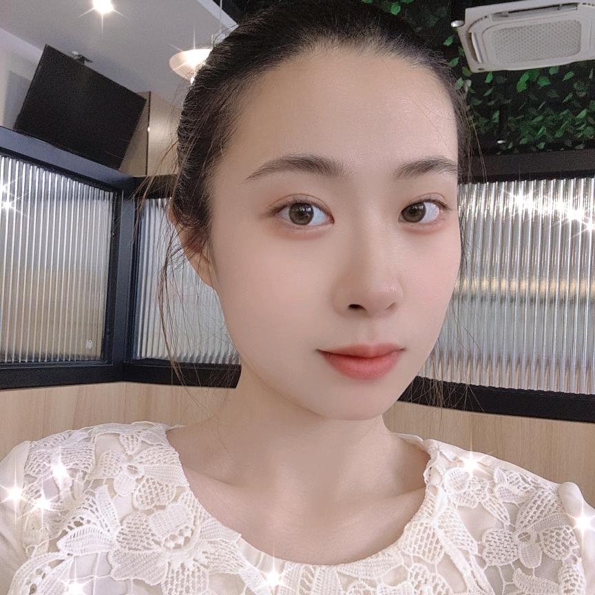 百老汇小镇 猪猪爱发呆
