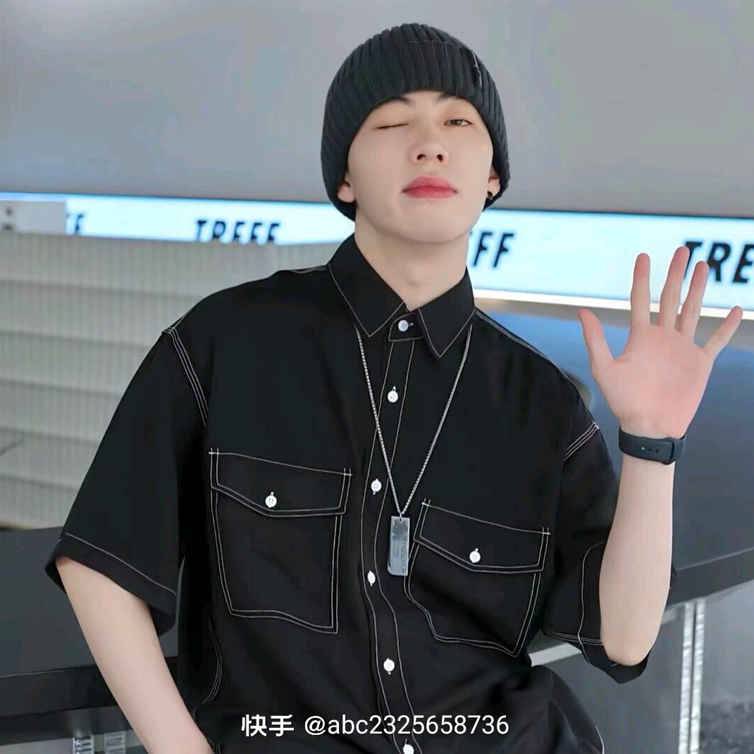 游戏主播钢枪苟分