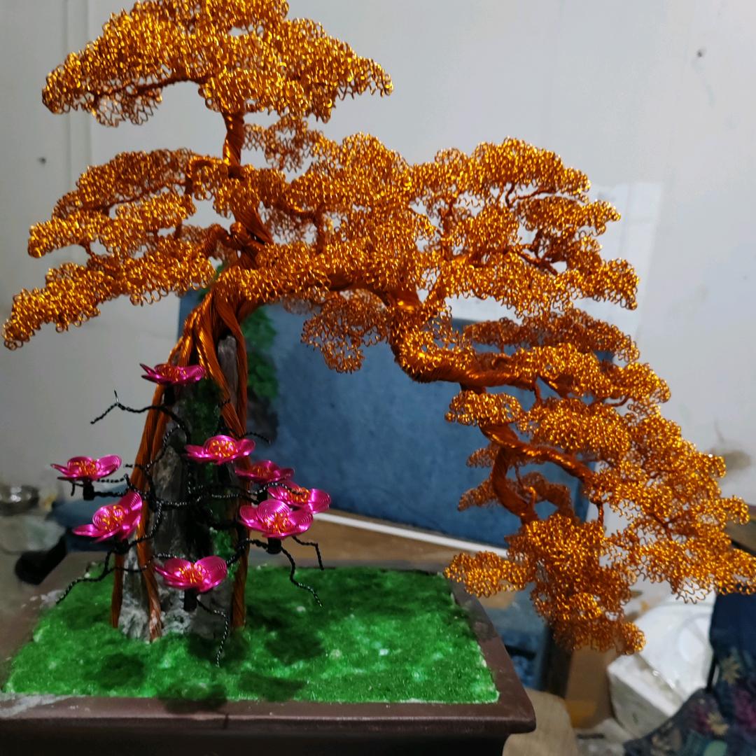 寂寞铝丝盆景