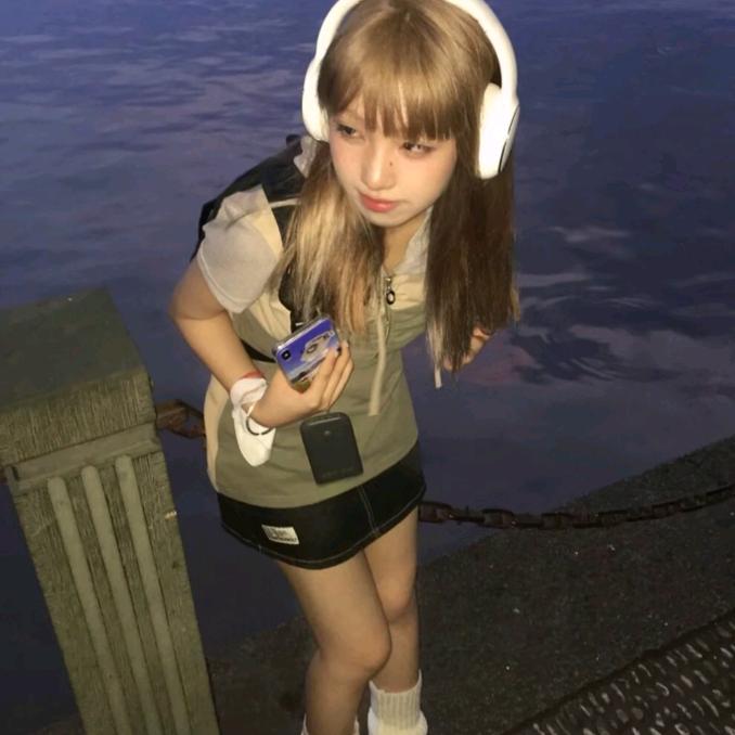 ＋7