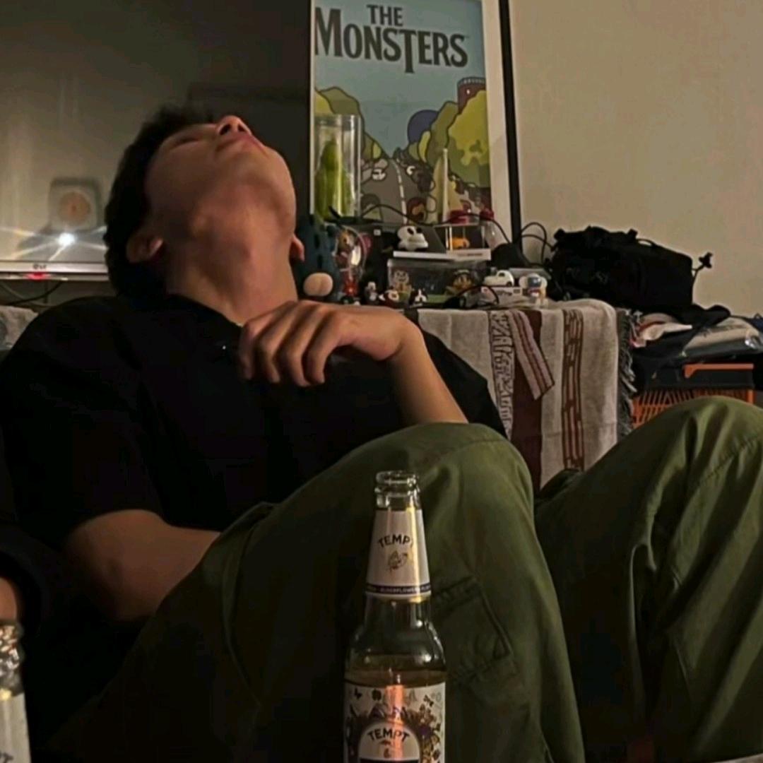 小燊燊（发疯版）