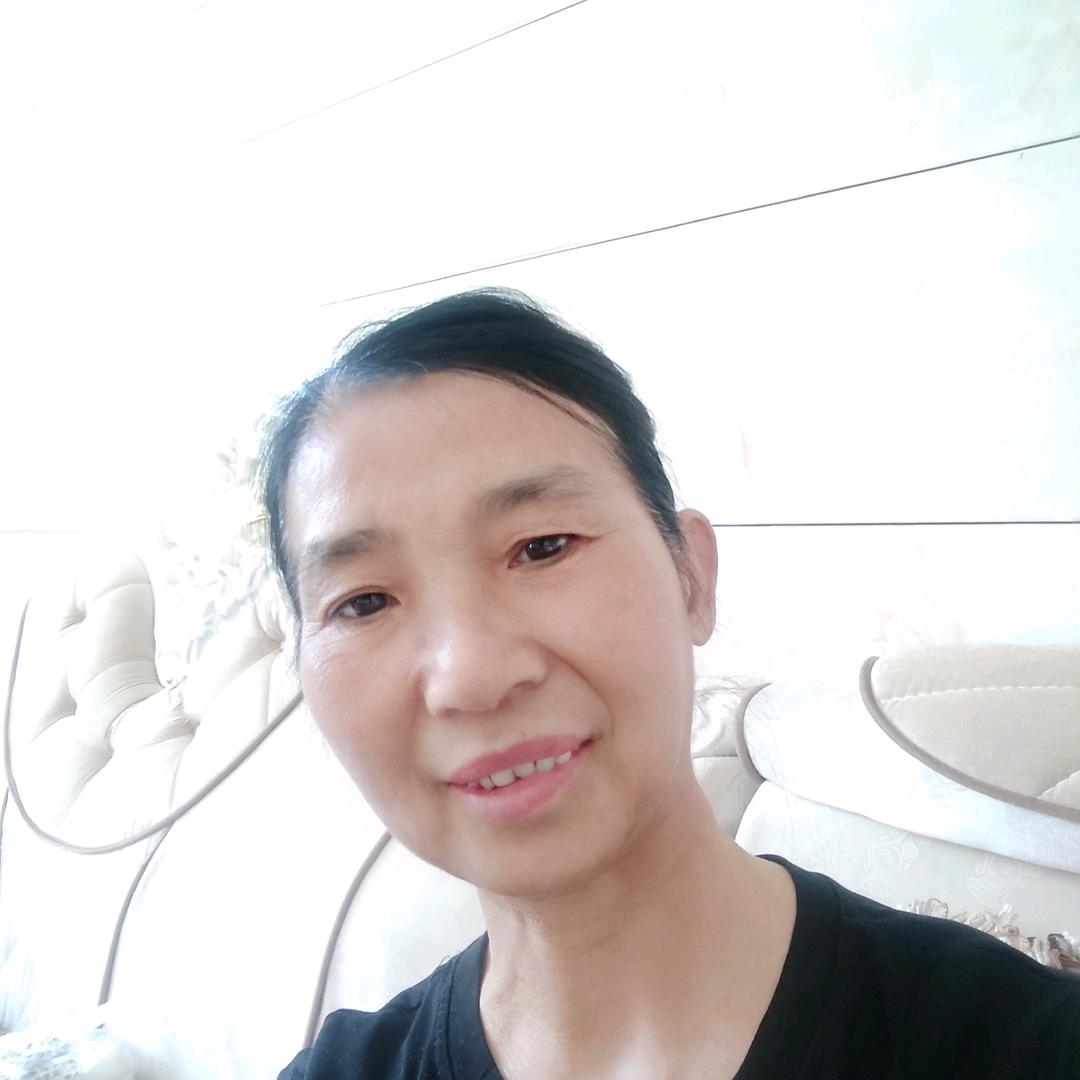 明月.