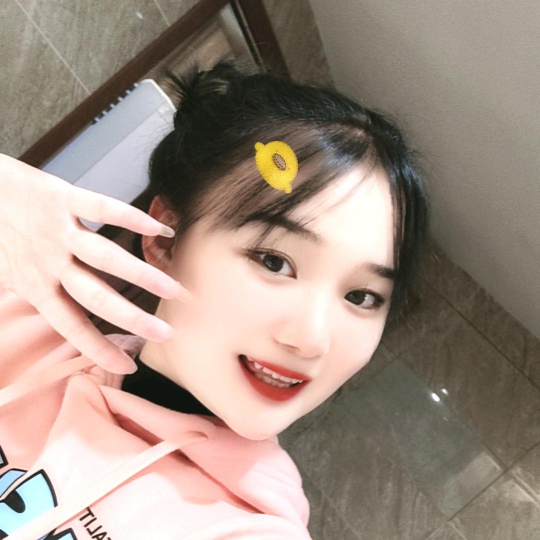 施啟焱