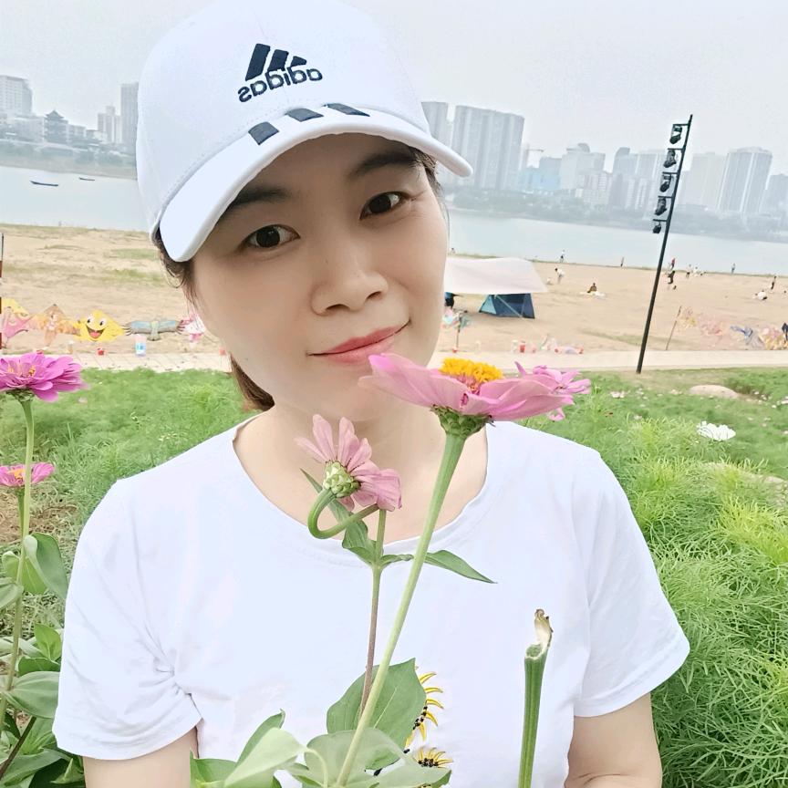 提笔绘倾城