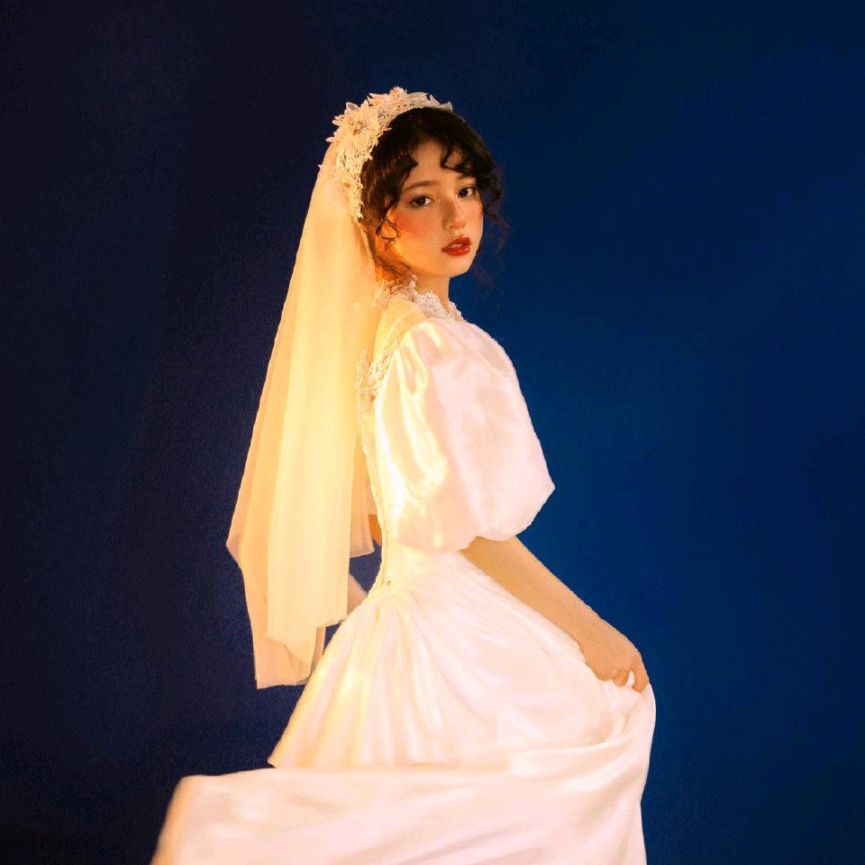 妞
