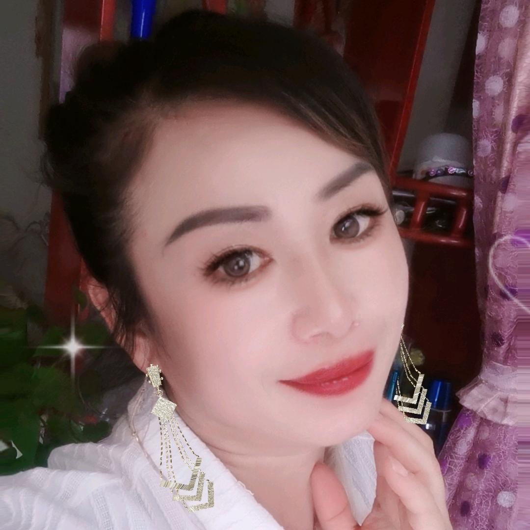 云儿穿搭