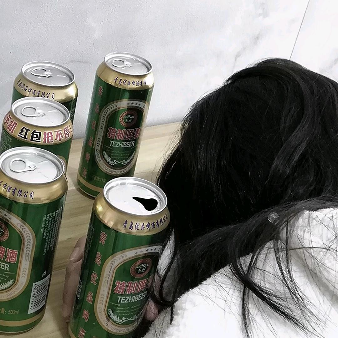 莓柿笨蛋堡子.