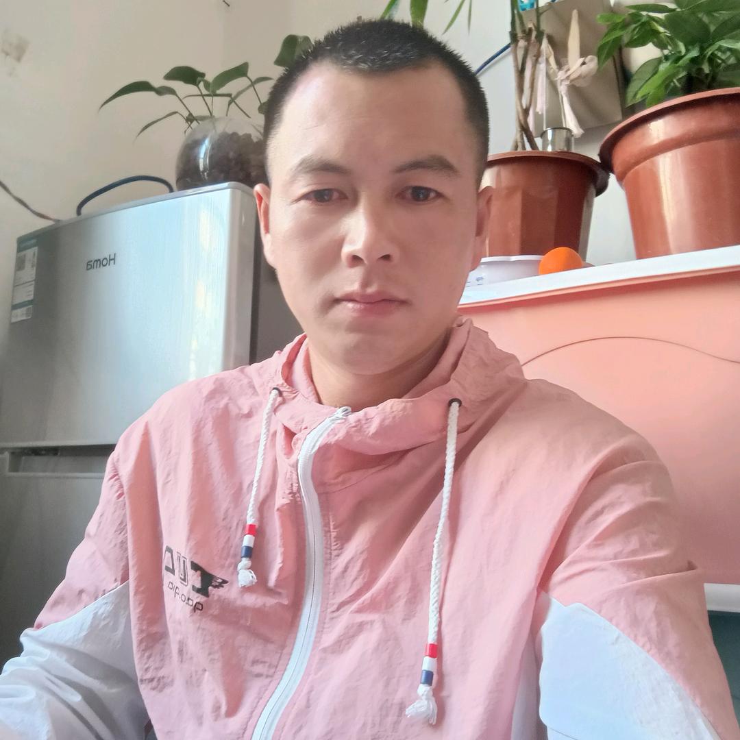 红现缘 苗木种值园