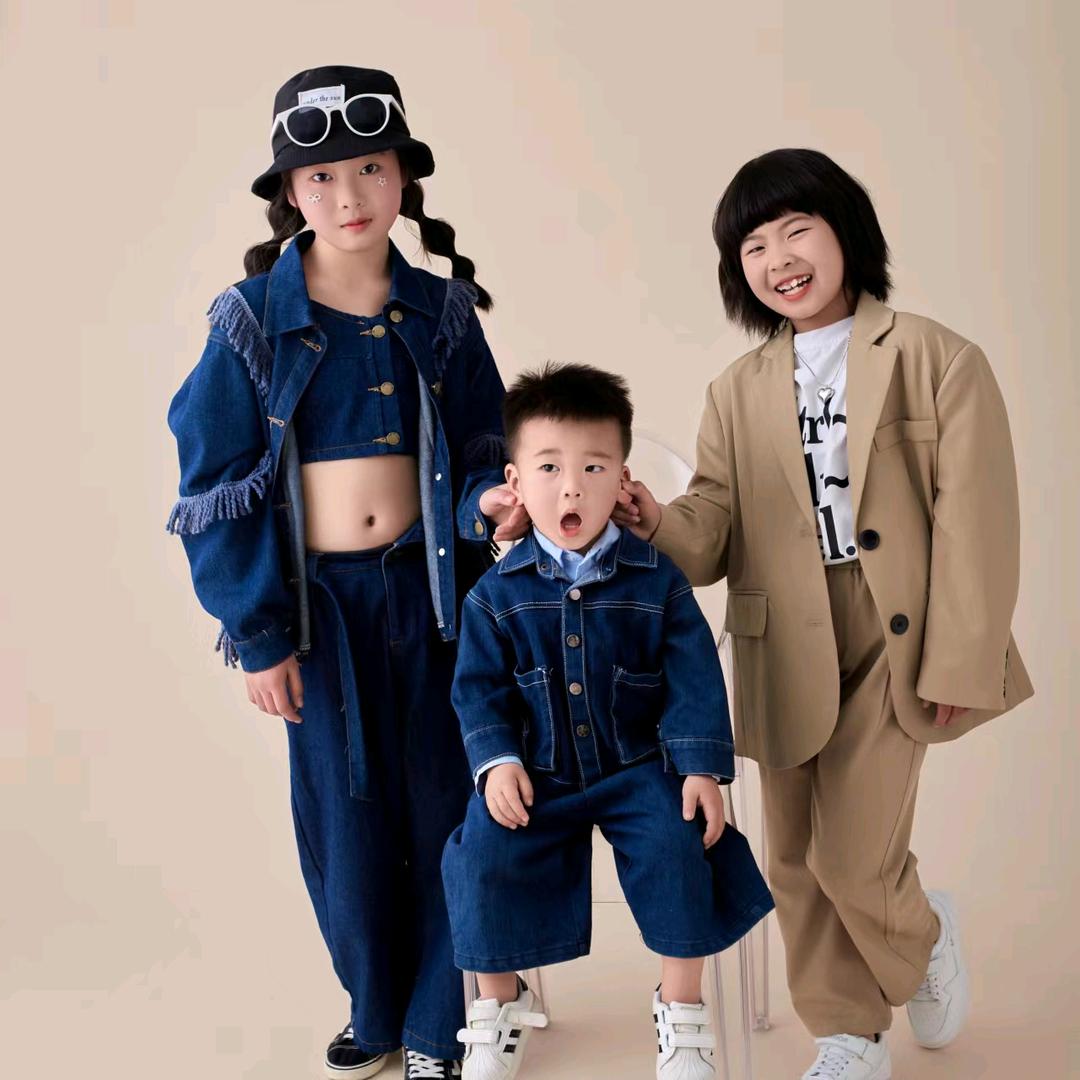 吕