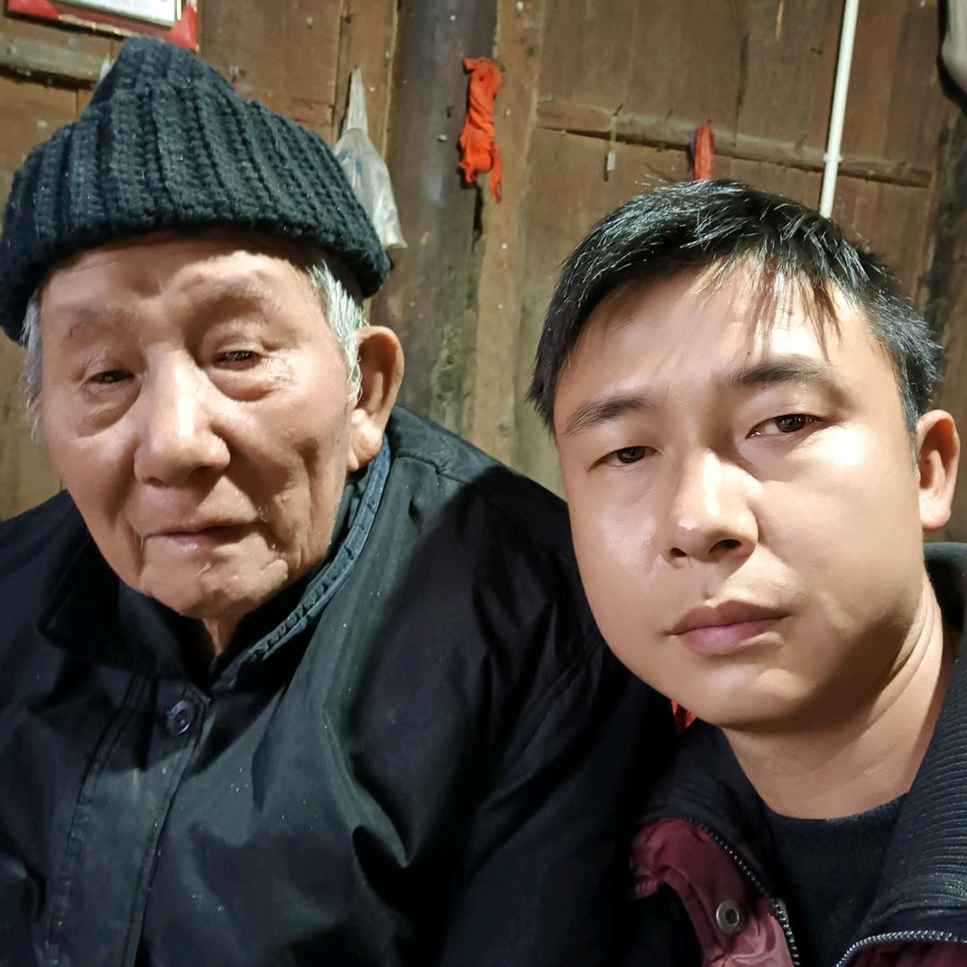 毛哥（百善孝为先）