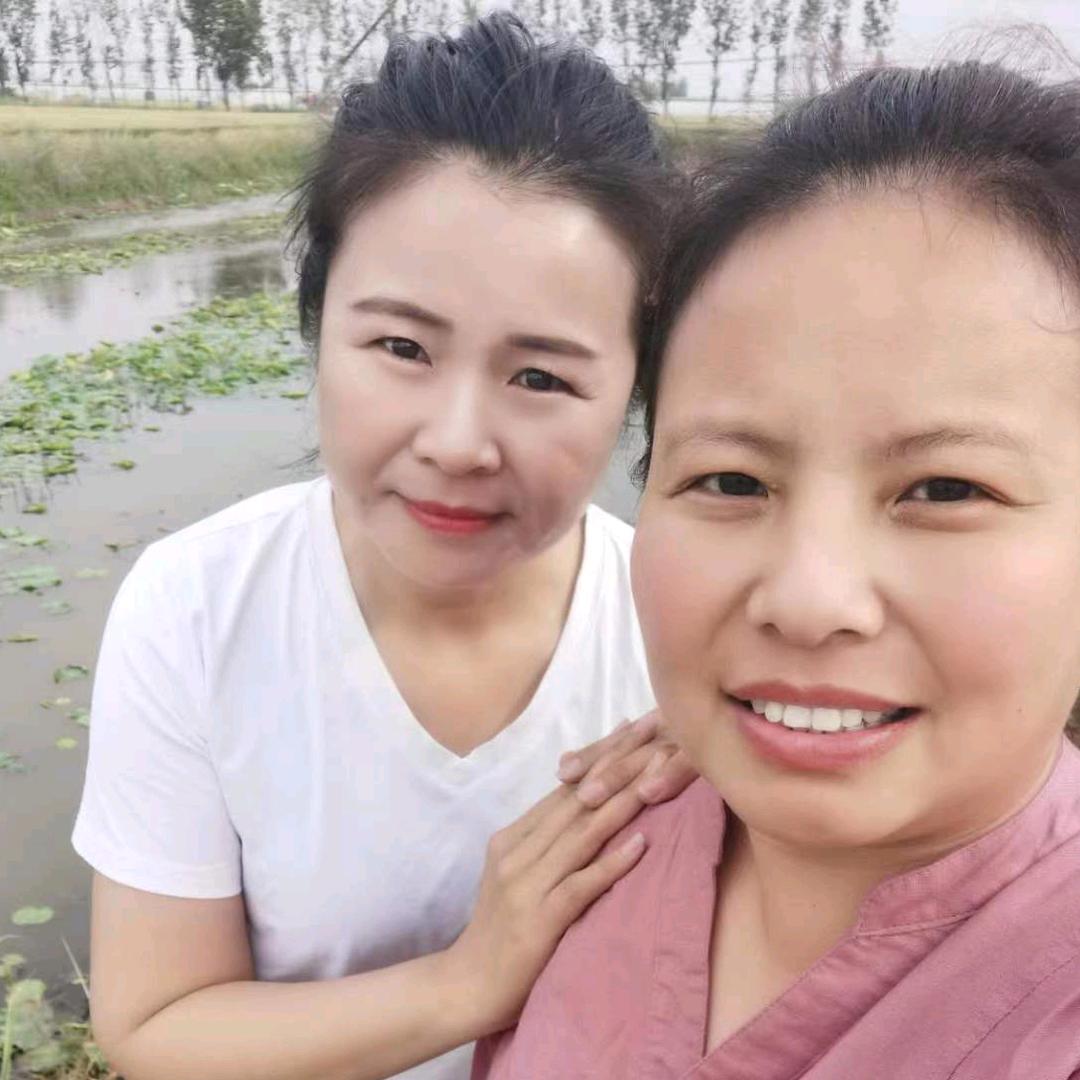 春燕与小妹