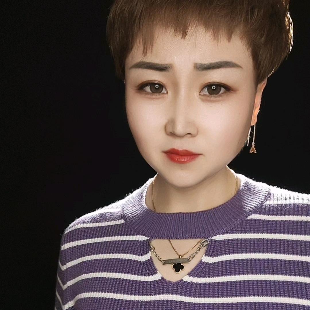 快乐的 小小