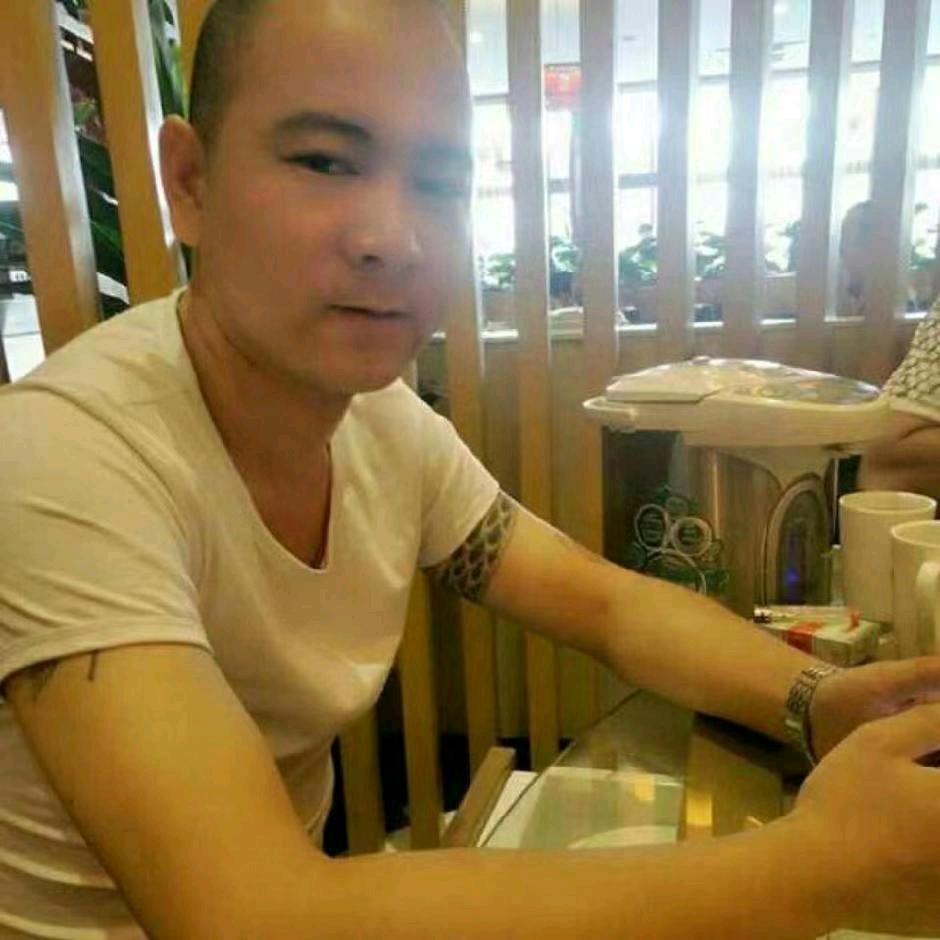 户外灯饰加工团队