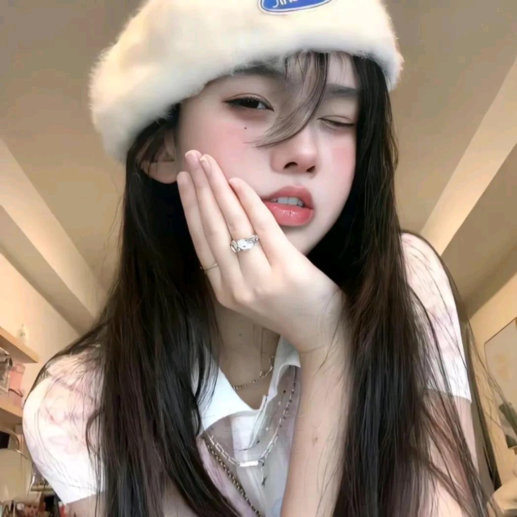 笑笑.