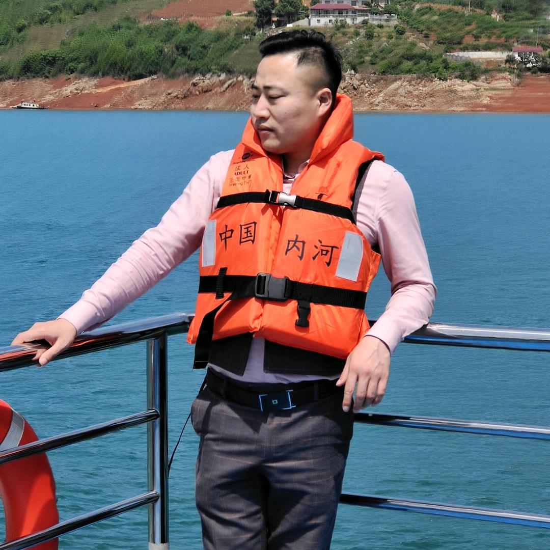 湖南铭仓工程机械设备有限公司