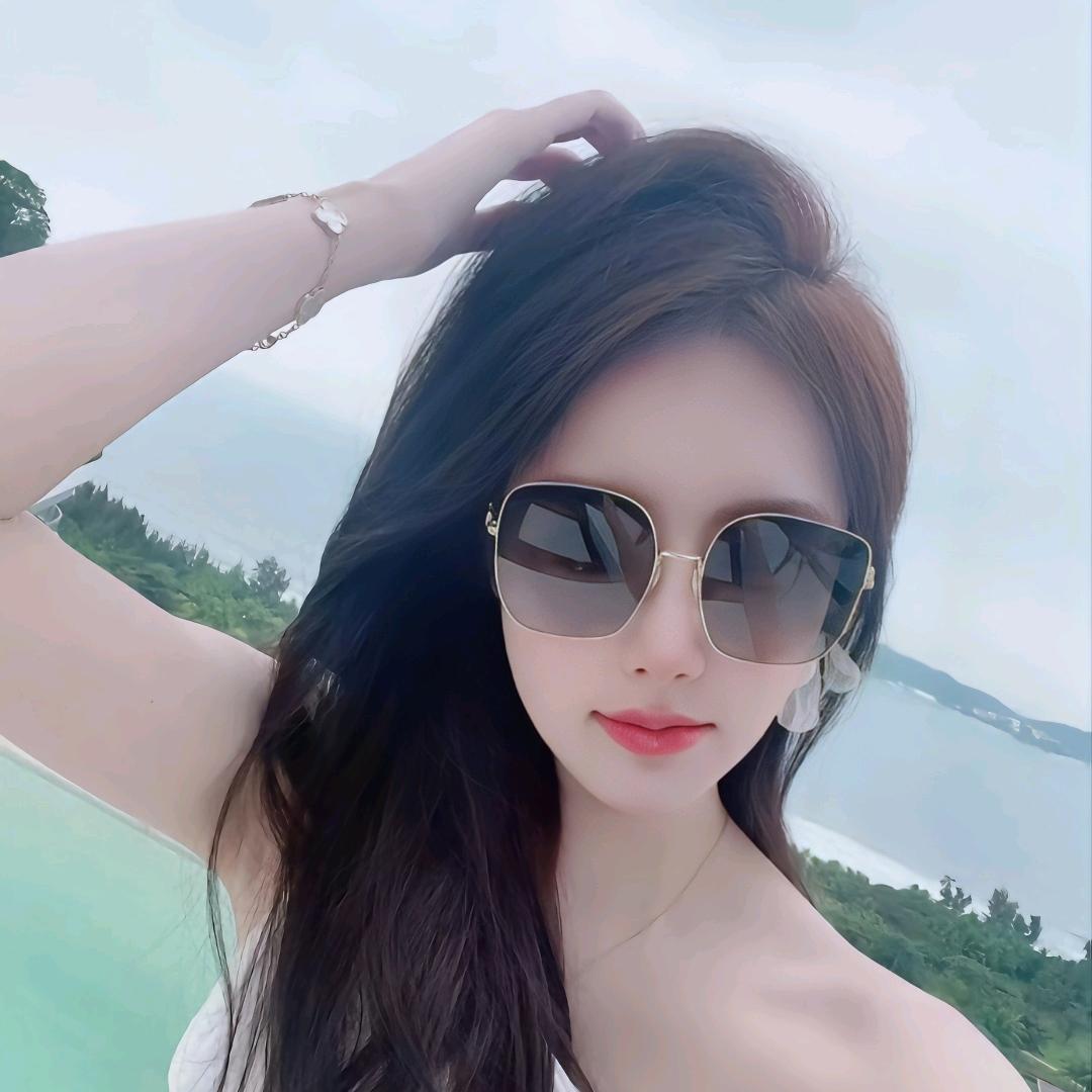 拾贰₍˄·͈༝·͈˄*₎◞ ̑̑