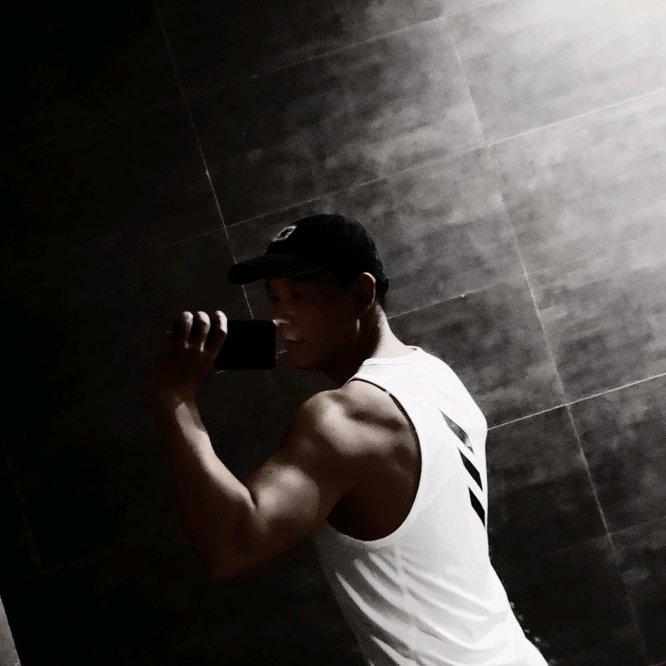 🌞邻家⭐大叔🌙