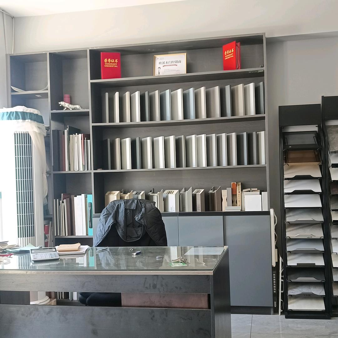 榆林永恒门厂（专业生产厨卫钛镁合金推拉门