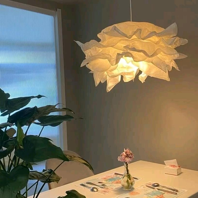 坚强的吮指原味鸡