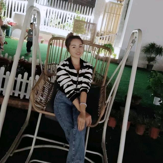 丽姐女装《地摊》