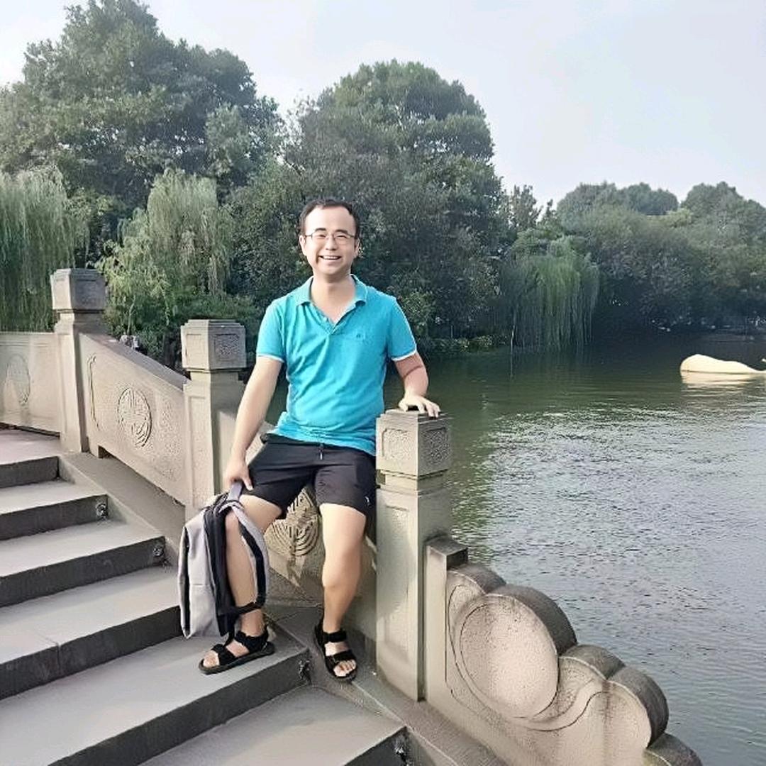 阿东在海南
