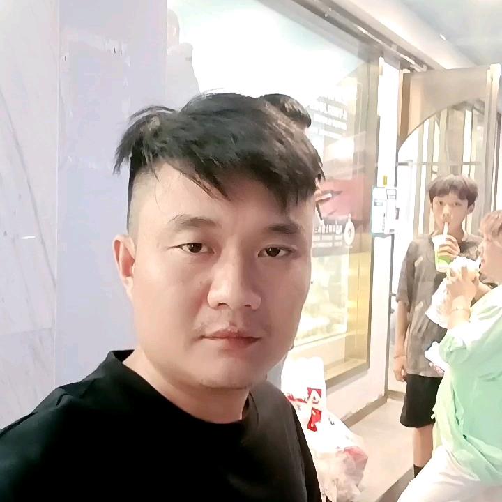 黑米先生