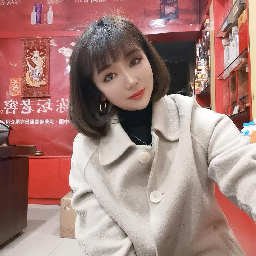 佳佳