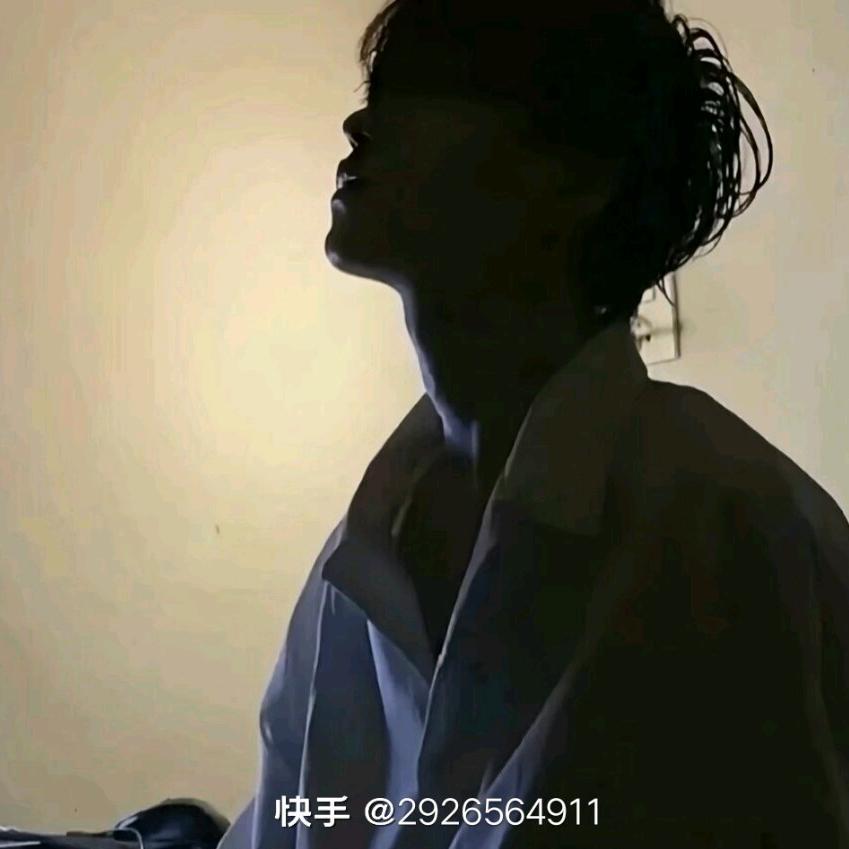 512
